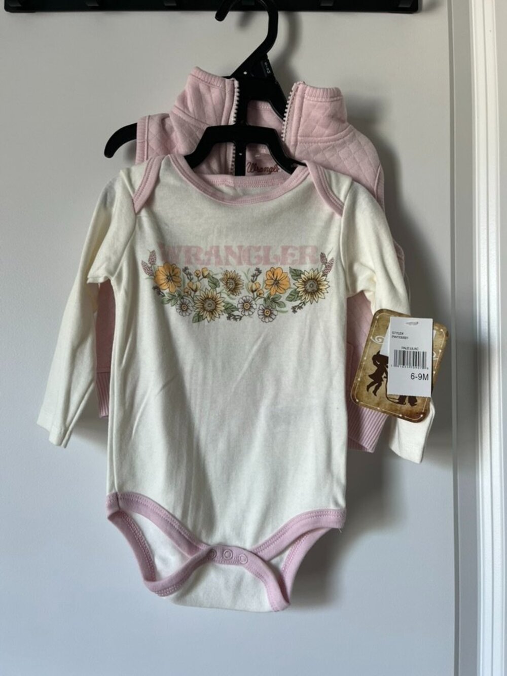NWT Wrangler Girls Pink and White Onesie Vest Set 6-9M